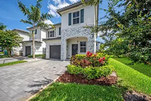 11968 NW 47th Manor, Coral Springs, FL 33076 - Photo 3