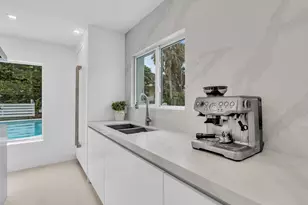 1903 Bay Dr, Pompano Beach, FL 33062 - Photo 25