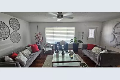 7000 NW 11th Street, Margate, FL 33063 - Photo 9