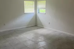 8956 SE 65th Way SE, Okeechobee, FL 34974 - Photo 11