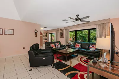4961 SW 94th Avenue, Cooper City, FL 33328 - Photo 7