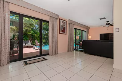 4961 SW 94th Avenue, Cooper City, FL 33328 - Photo 13