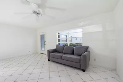 249 Burgundy F, Delray Beach, FL 33484 - Photo 19