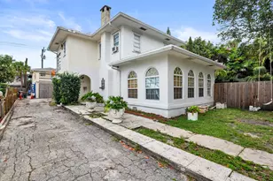 821 Omar Rd, West Palm Beach, FL 33405 - Photo 3