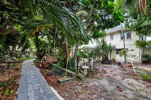 821 Omar Rd, West Palm Beach, FL 33405 - Photo 23