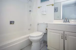 18081 SE Country Club Dr, Jupiter, FL 33469 - Photo 15