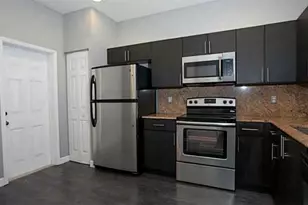 3890 Tree Top Dr, Weston, FL 33332 - Photo 5