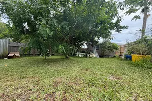320 W 29th St, Riviera Beach, FL 33404 - Photo 25