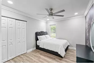 10098 Ramblewood Drive, Coral Springs, FL 33071 - Photo 15