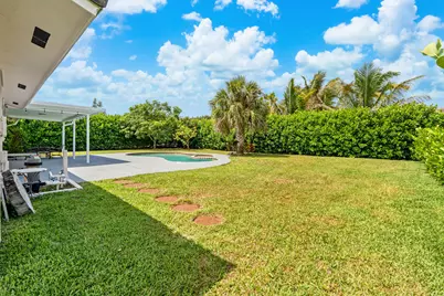 10098 Ramblewood Drive, Coral Springs, FL 33071 - Photo 27