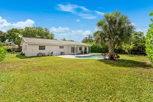 10098 Ramblewood Dr, Coral Springs, FL 33071 - Photo 21