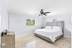 10098 Ramblewood Dr, Coral Springs, FL 33071 - Photo 13