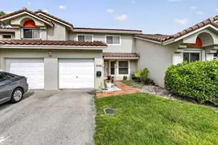 7426 Pinewalk Dr S, Margate, FL 33063 - Photo 1
