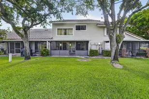 7426 Pinewalk Dr S, Margate, FL 33063 - Photo 33