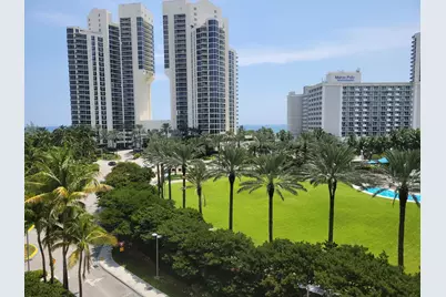 19370 Collins Avenue #623, Sunny Isles Beach, FL 33160 - Photo 29
