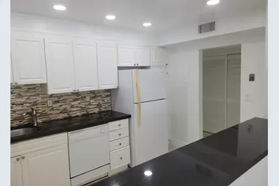 19370 Collins Avenue #623, Sunny Isles Beach, FL 33160 - Photo 3