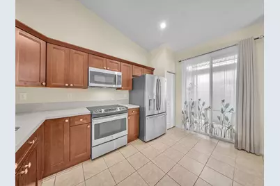 2851 E Aragon Boulevard #5, Sunrise, FL 33313 - Photo 9