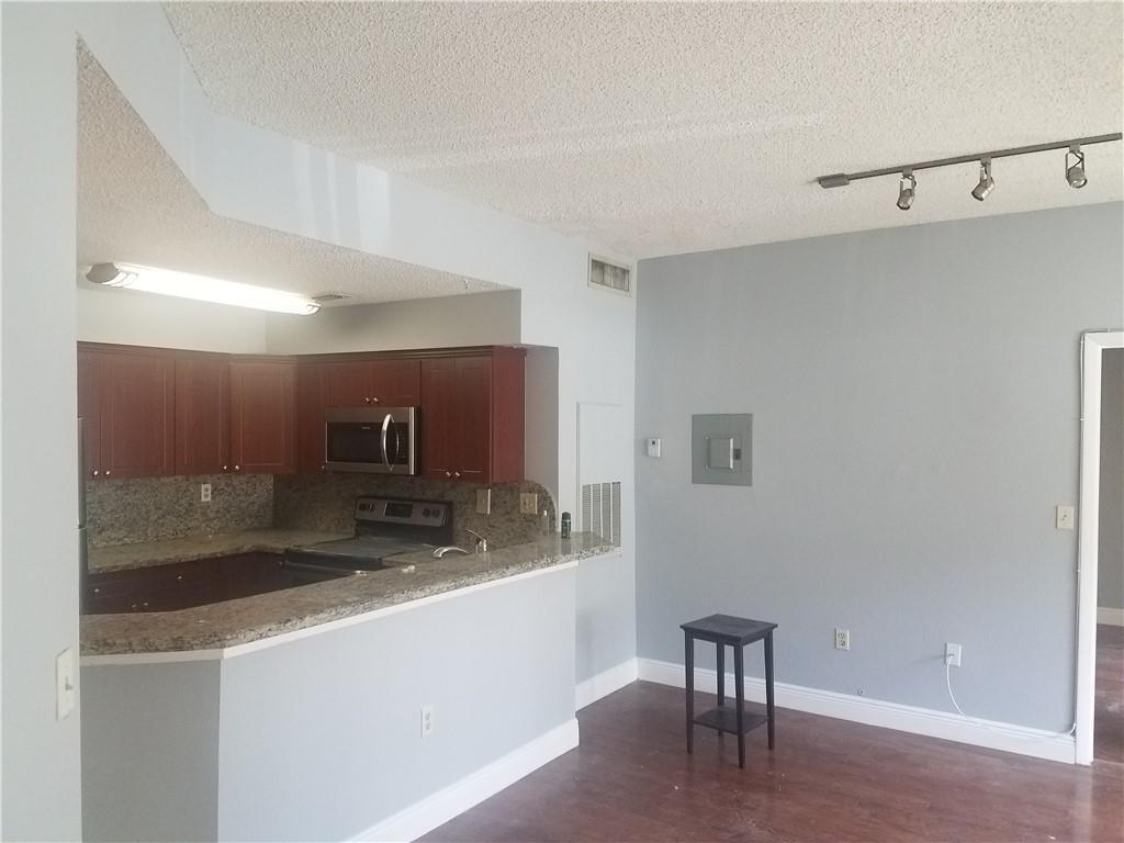2445 SW 18th Terrace #903 main architectural view