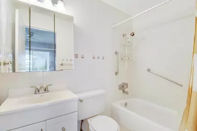 175 Valencia H, Delray Beach, FL 33446 - Photo 13