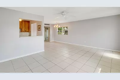 175 Valencia H, Delray Beach, FL 33446 - Photo 3