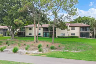 21852 Arriba Real, Boca Raton, FL 33433 - Photo 1