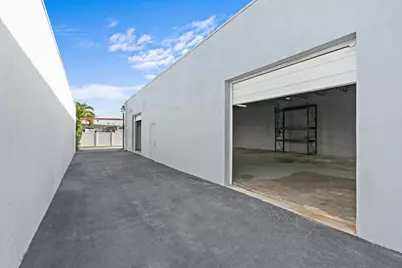 270 SW 33rd Street, Fort Lauderdale, FL 33315 - Photo 11