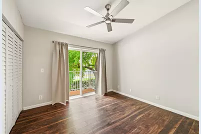 8464 Lagos De Campo Boulevard, Tamarac, FL 33321 - Photo 19