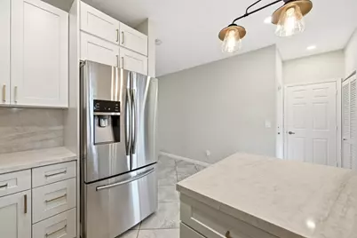 8464 Lagos De Campo Boulevard, Tamarac, FL 33321 - Photo 11