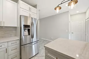 8464 Lagos De Campo Blvd, Tamarac, FL 33321 - Photo 11