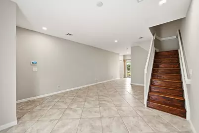 8464 Lagos De Campo Boulevard, Tamarac, FL 33321 - Photo 13