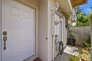 8464 Lagos De Campo Blvd, Tamarac, FL 33321 - Photo 11