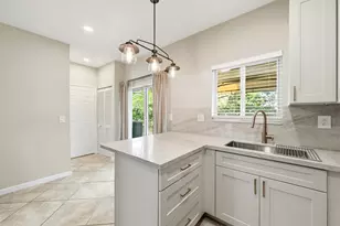 8464 Lagos De Campo Blvd, Tamarac, FL 33321 - Photo 17