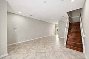 8464 Lagos De Campo Blvd, Tamarac, FL 33321 - Photo 15