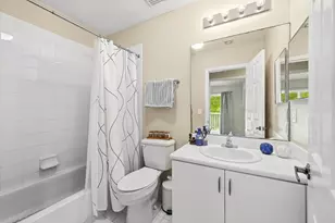 8464 Lagos De Campo Blvd, Tamarac, FL 33321 - Photo 29