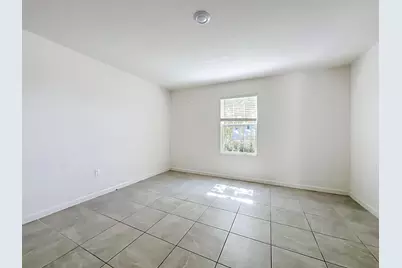 8650 W Lake George Cir W, Macclenny, FL 32063 - Photo 7