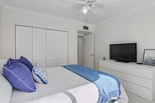 6328 W Longboat Ln W, Boca Raton, FL 33433 - Photo 9