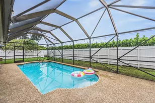 630 NW 79th Ave, Margate, FL 33063 - Photo 9