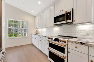 28 Admirals Ct, Palm Beach Gardens, FL 33418 - Photo 25