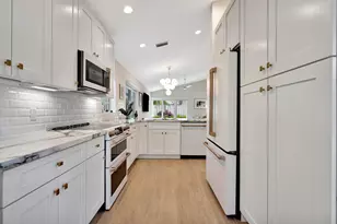 28 Admirals Ct, Palm Beach Gardens, FL 33418 - Photo 27