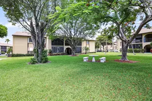 321 Pine Ridge Cir, Greenacres, FL 33463 - Photo 29