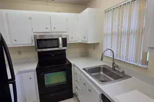 550 SE 2nd Ave, Deerfield Beach, FL 33441 - Photo 3