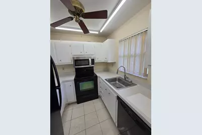 550 SE 2nd Avenue #G3, Deerfield Beach, FL 33441 - Photo 3