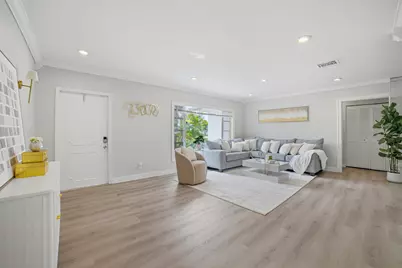 8106 NW 101st Avenue, Tamarac, FL 33321 - Photo 11