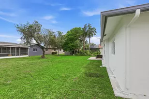 8106 NW 101st Ave, Tamarac, FL 33321 - Photo 33