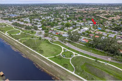 8106 NW 101st Avenue, Tamarac, FL 33321 - Photo 9