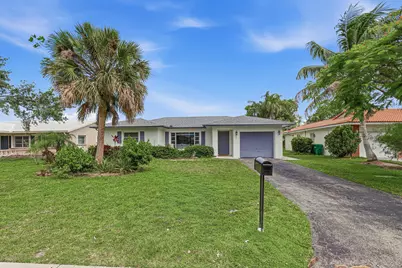 8106 NW 101st Avenue, Tamarac, FL 33321 - Photo 3