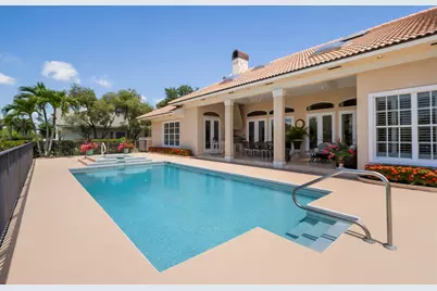 83 Sandbourne Lane, Palm Beach Gardens, FL 33418 - Photo 3