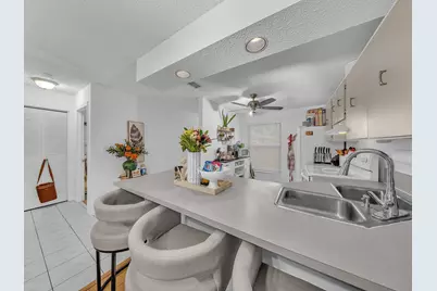 1023 Banks Road #201, Margate, FL 33063 - Photo 3