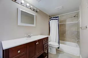2900 S University Dr, Davie, FL 33328 - Photo 21