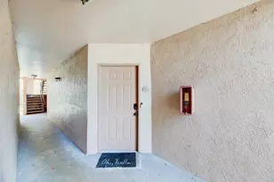 2900 S University Dr, Davie, FL 33328 - Photo 23